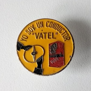 Vatel Enamel Lapel Button - Spanish History