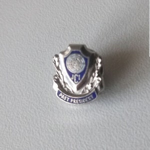JCI Past President Pin - A piece of leadership history!