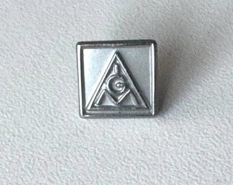 IGM Metal Union pin – bold logo collector piece