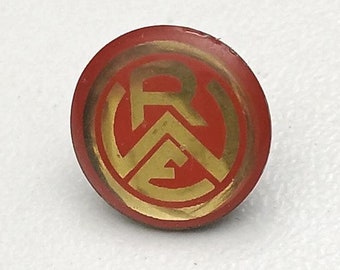 Essen Football Cult: Small RWE Pin for True Fans
