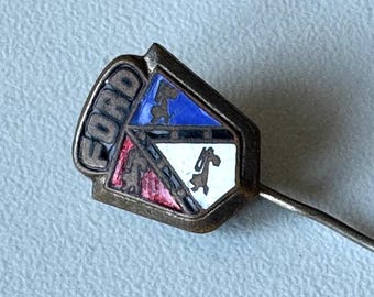 Ford England lapel badge – enamel crest logo 1950s collector piece