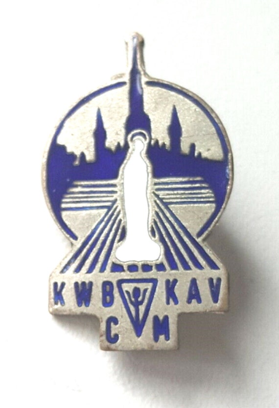 Lourdes pilgrim badge CM Christelijke Mutualiteit brooch enamel 1930s