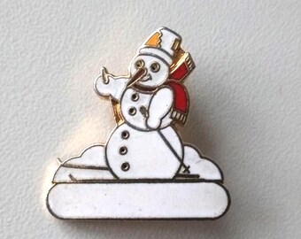 Skiing Snowman Enamel Pin – 90s Charm & Unique Vintage Find