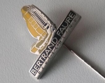 BTimeless Elegance: Bertrand Faure Car Seat Pin