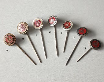 Choose Your IGM Lapel Pin – Vintage Trade Union Enamel Badge (60s/70s)