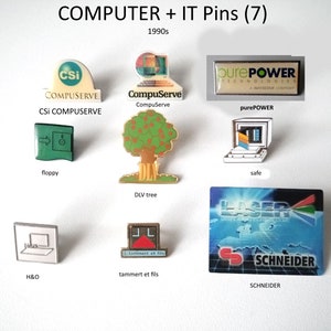 Peut inclure: Une collection de sept épingles vintage sur le thème de l'informatique datant des années 1990. Les épingles présentent des logos d'entreprises comme CompuServe, purePOWER Technologies et Schneider. D'autres épingles représentent un disque souple, un arbre et un coffre-fort.