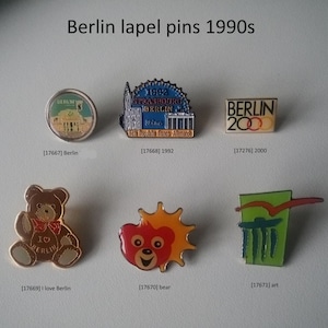 Pin Brosche Brandenburger Tor Berlin 18kt vergoldet Anstecknadel 2 x 2,5 cm 