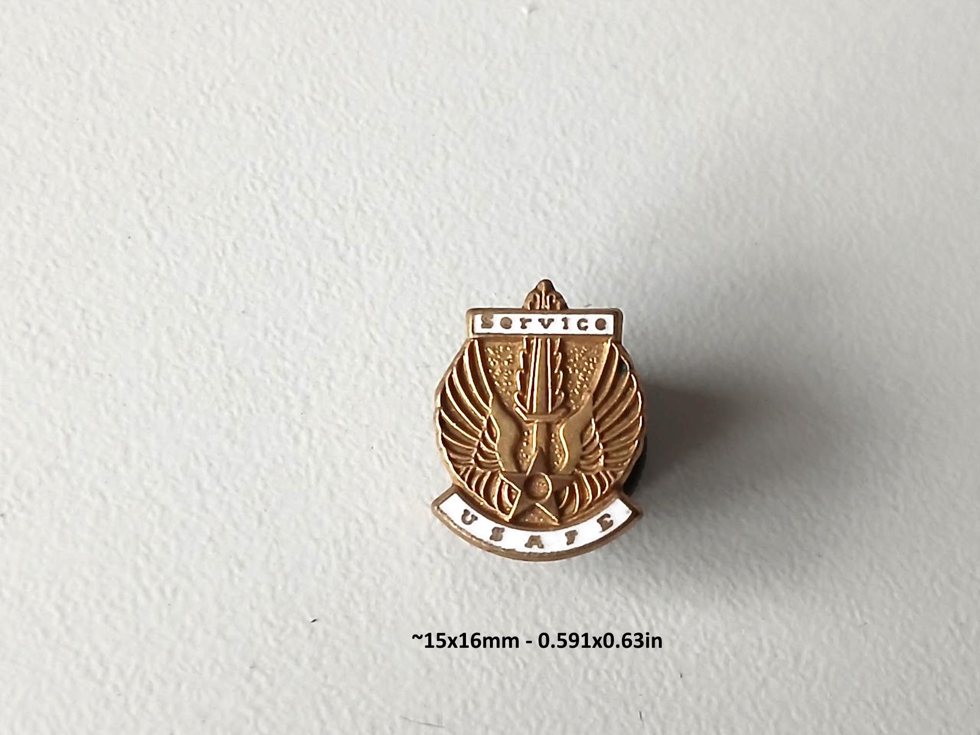 空軍追悼：USAFE サービスノブバッジ - Etsy 日本