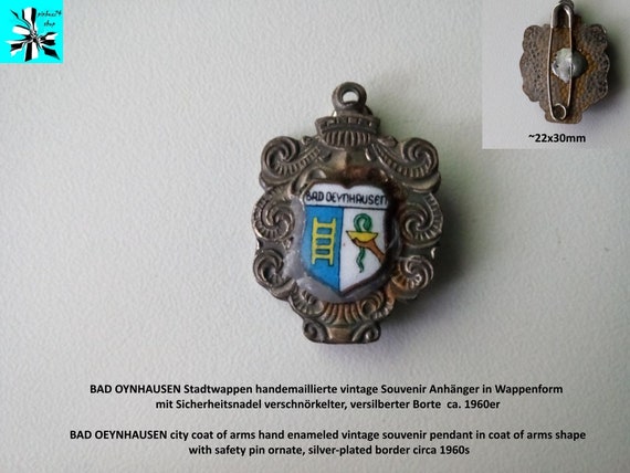 Memories of Bad Oeynhausen: Vintage pendant with city coat of arms