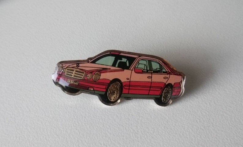 Mercedes Benz Enamel Pins AMG E36 E Class W124 W210 500E Selection Automotive Collectibles serie 210 1995 red
