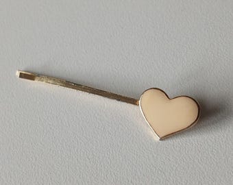 Vintage Heart Hair Pin – Delicate White, Epoxy Sheen, Sweet Charm!