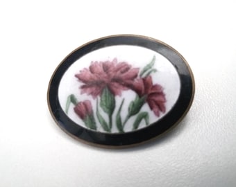 Antique Hand-Painted Flower Brooch – Unique Jewelry Piece!