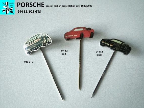 Collect the exclusive Porsche pins: 944 S2 and 928 GTS