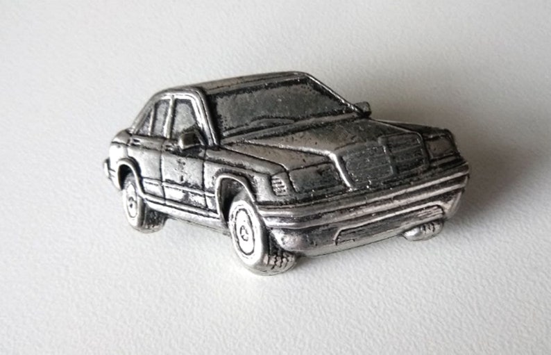 Mercedes Benz Enamel Pins AMG E36 E Class W124 W210 500E Selection Automotive Collectibles serie 124 silver