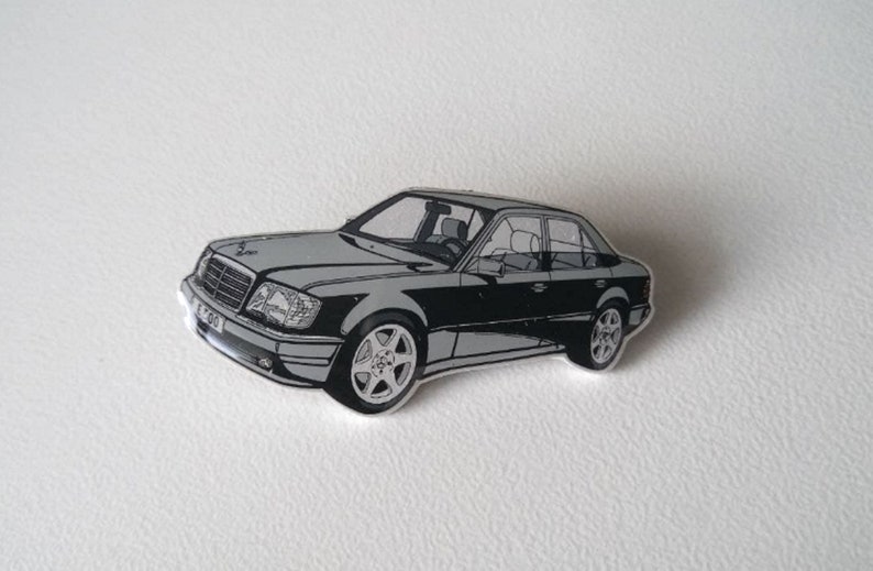 Mercedes Benz Enamel Pins AMG E36 E Class W124 W210 500E Selection Automotive Collectibles E500 (124) grey