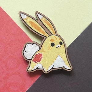 Genshin Impact Yuegui - Wooden Pin Fan Art Accessory - Yaoyao's Companion