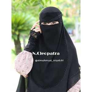 Half niqab, black niqab, lace niqab, closed face niqab, chiffon niqab, Islamic veil, black hijab