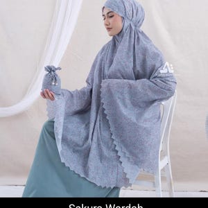 Portable traveling Islamic prayer clothes for women in parachute Korean material |muslim prayer dress|Muslim women Prayer clothes