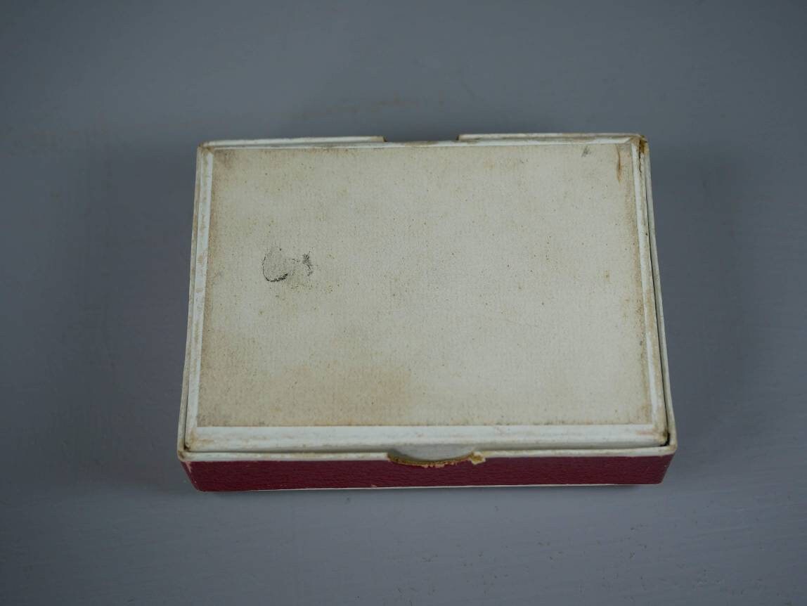 Vintage Retro Card Game Newmarket A Rollicking Game Of Thrills Etsy