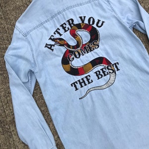 Camisas jeans azuis vintage 80, jeans clássico, bordado, aplique de dragão, cobra, bordado, serpente, agasalho, moda retrô exclusiva, homens, mulheres, top