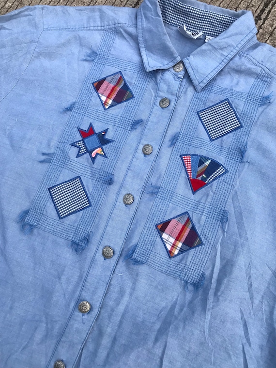 Men Vintage Patchwork Embroidery Chambray Top Sho… - image 1