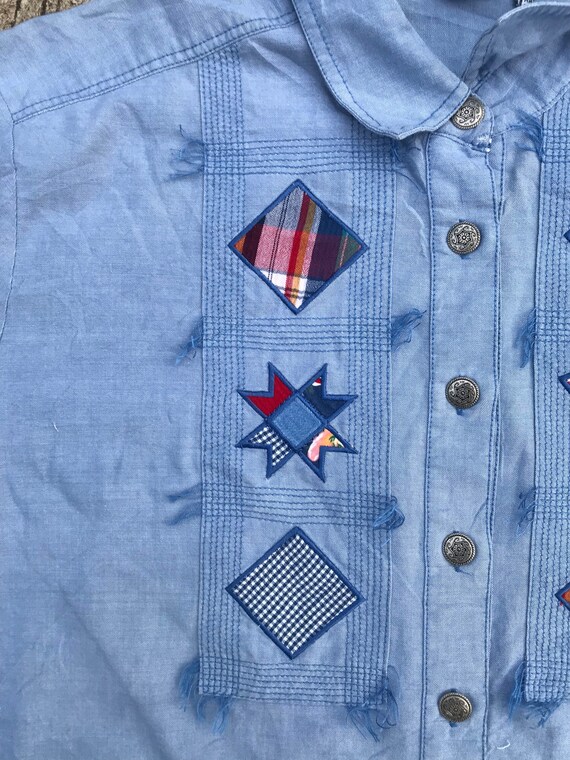 Men Vintage Patchwork Embroidery Chambray Top Sho… - image 5