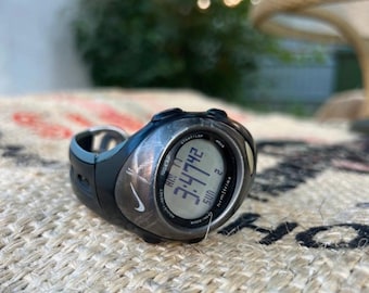 Montre de course a pied nike presto vintage pour femme petite taille des annees 2000 Etsy France