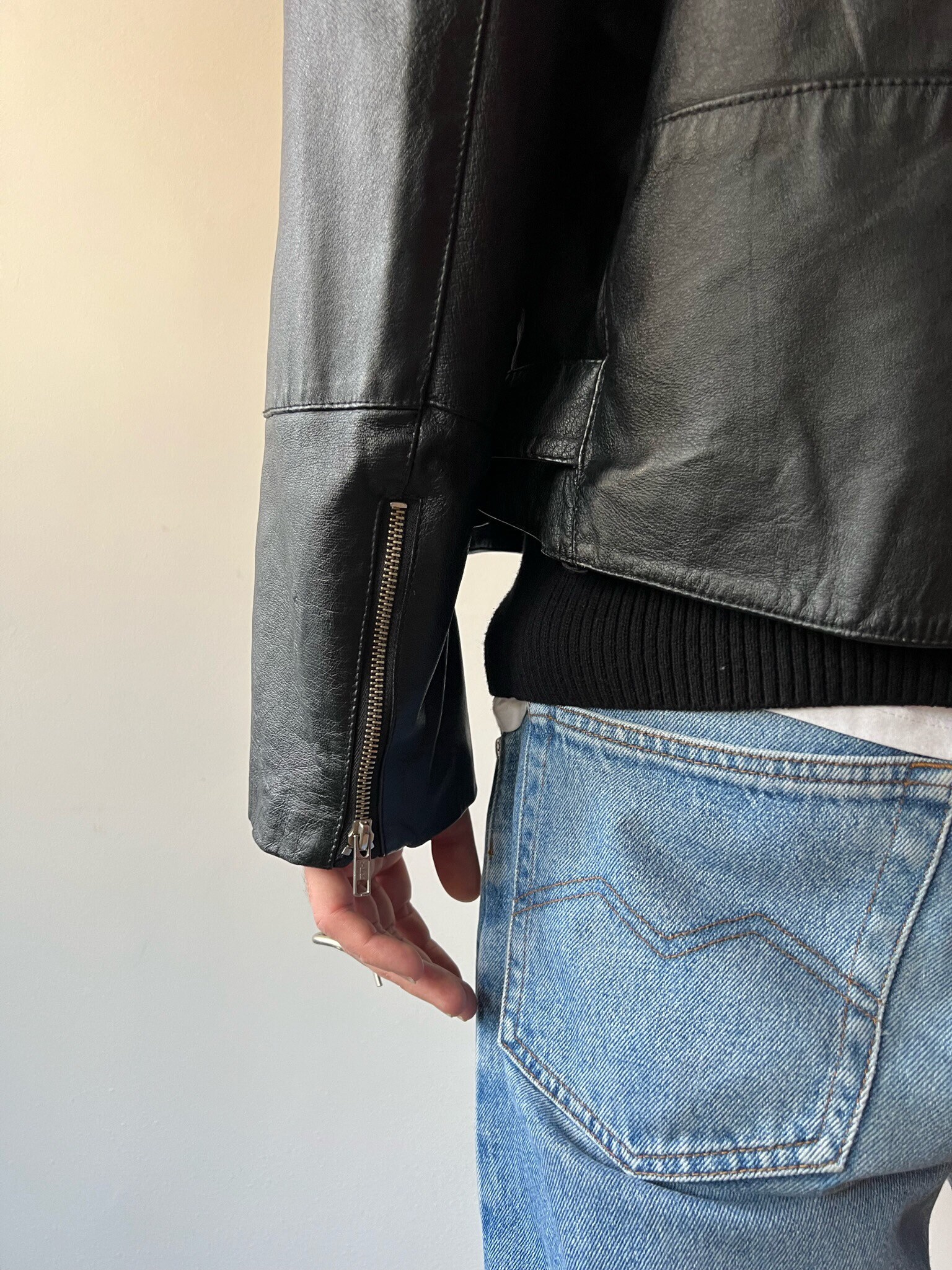 Outstanding Vintage Black John F Gee Leather Jacket, Size Outstanding Vintage Black John F Gee Leather Jacket, Size