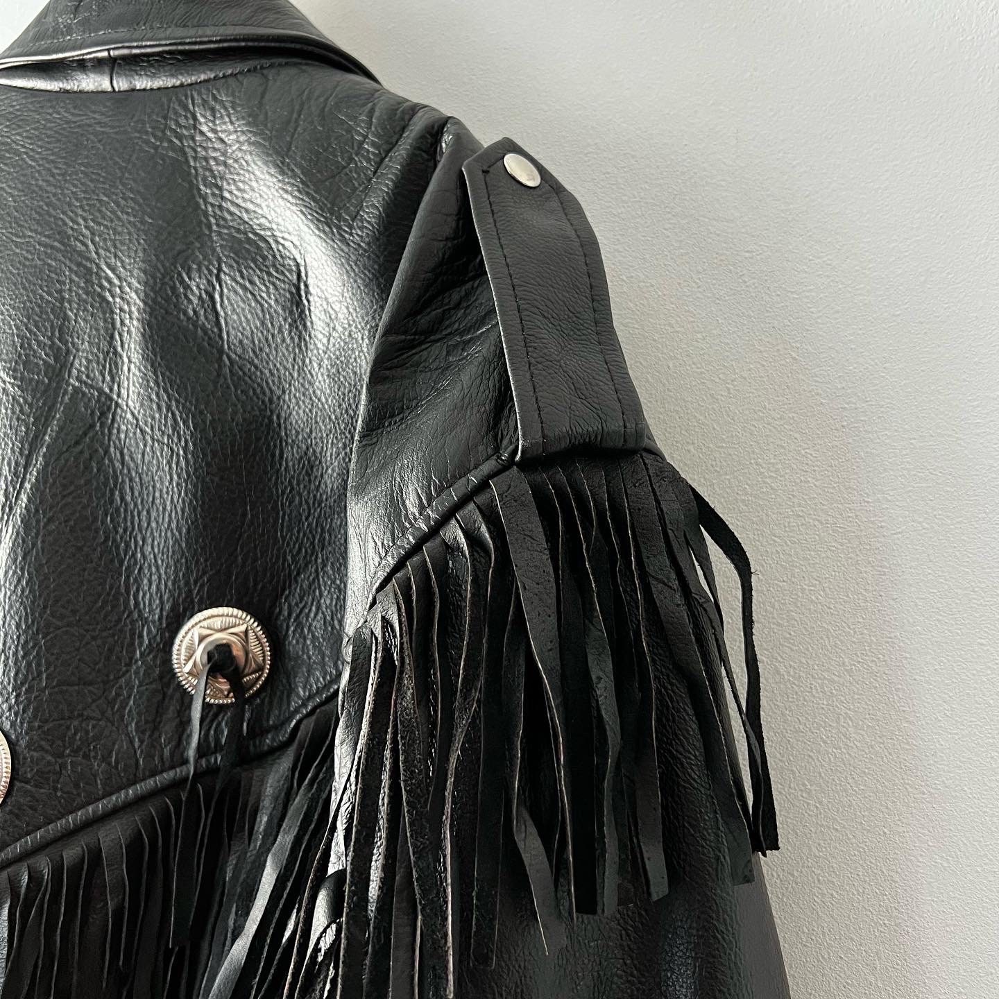 Vintage Western Cowboy Black Statement Fringed Leather Jacket, With Amazing Details, Suits From Oversized XL to 3XL Men - Etsy Vintage Western Cowboy Black Statement Fringed Leather Jacket, With Amazing Details, Suits From Oversized XL to 3XL Men - Etsy