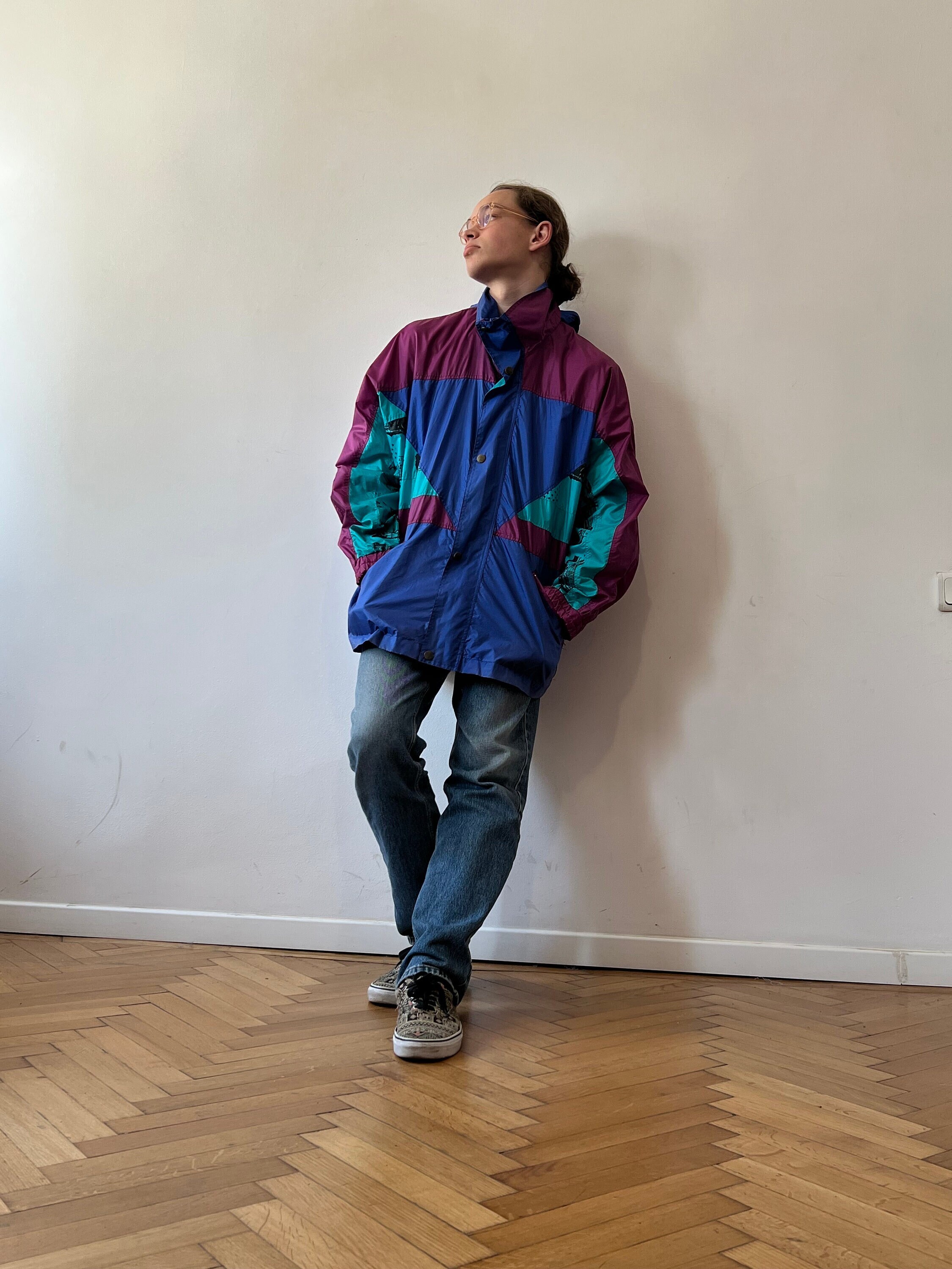 Nice Vintage Colored Windbreaker Jacket, Size Oversized L/XL Nice Vintage Colored Windbreaker Jacket, Size Oversized L/XL