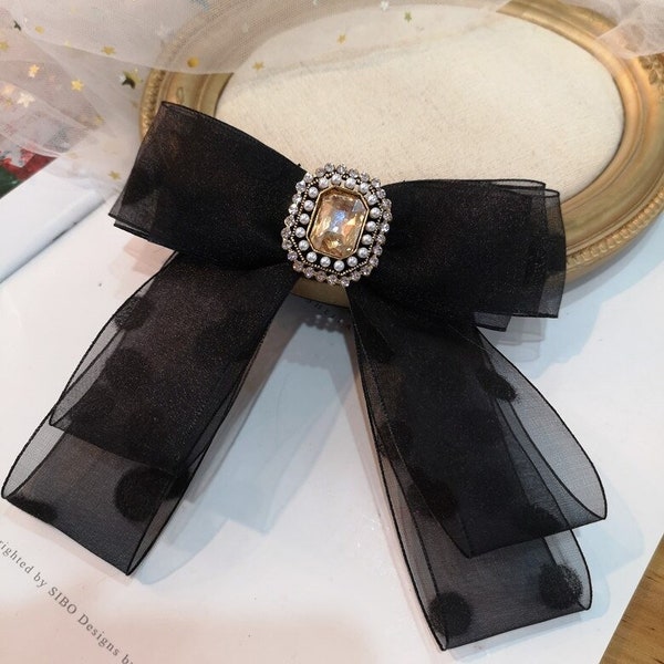 Korean Rhinestone Bow Tie Brooch Ribbon Cloth Necktie Shirt Collar Brooches for Women Dress Corsage Wedding Luxury Jewelry Gifts