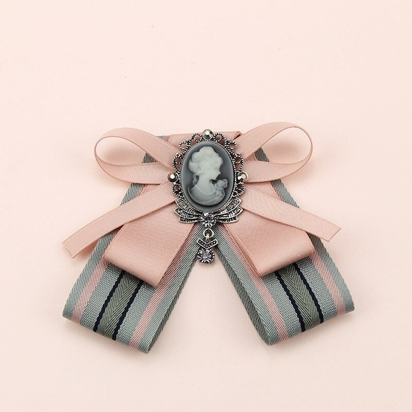 Korean Bow Tie Bowknot Ribbon Brooch Pin Beauty Head Necktie Shirt Collar Pins and Brooches for Women Jewelry Accessories