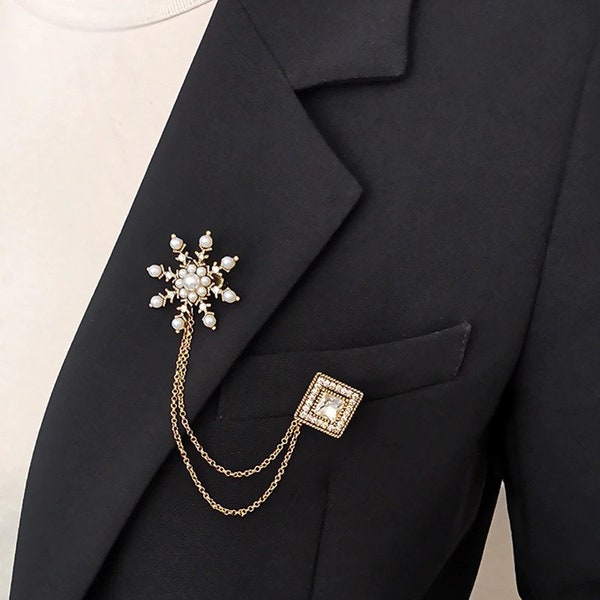 Retro High-end Personality Snowflake Chain Brooch Pearl Sweater Coat Collar Pin Corsage Brooch Pins Accessories for Women