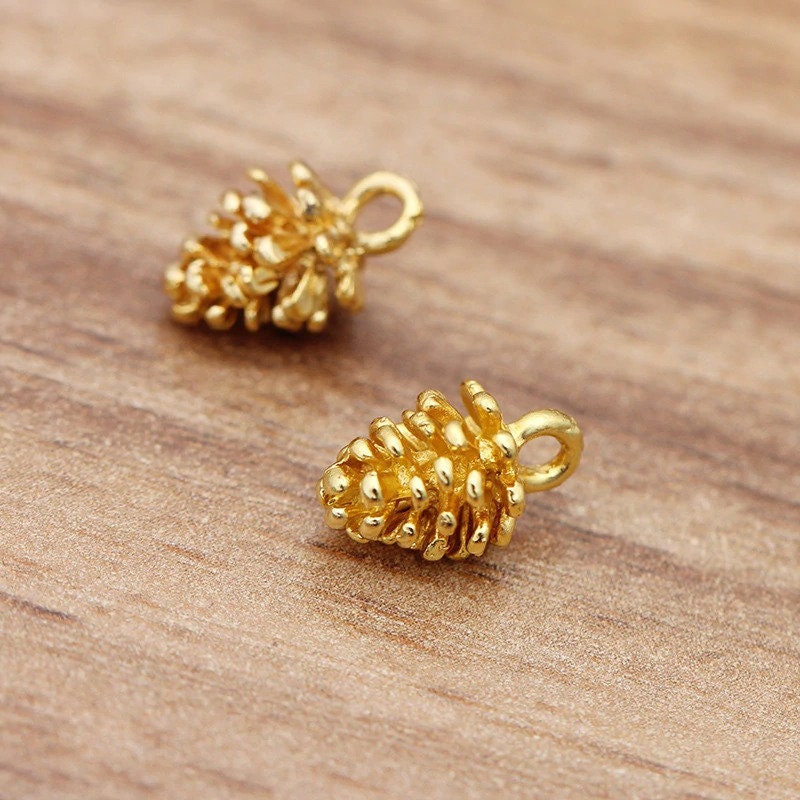 20pcs Alloy Pinecone Pendants Silver Charms Bracelet DIY Necklace Jewelry Making 20pcs Alloy Pinecone Pendants Silver Charms Bracelet DIY Necklace Jewelry Making