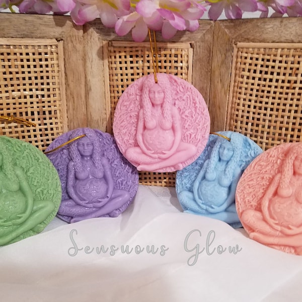 Large Gaia Goddess Mother Earth Scented Air Freshener, Hanging Wax Perfume Diffuser, Wardrobe/Closet/Drawers Freshener, Room Scent Wax Melts