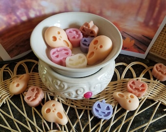 Autumn Skulls & Pumpkins Wax Melts, Fall Wax Melts, Wax Warmer, Scented Soy Wax, Home Decor, Fall Decor Warm Fall Scents