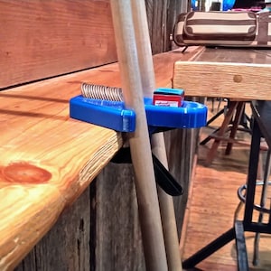 Q-caddy Cue Holder