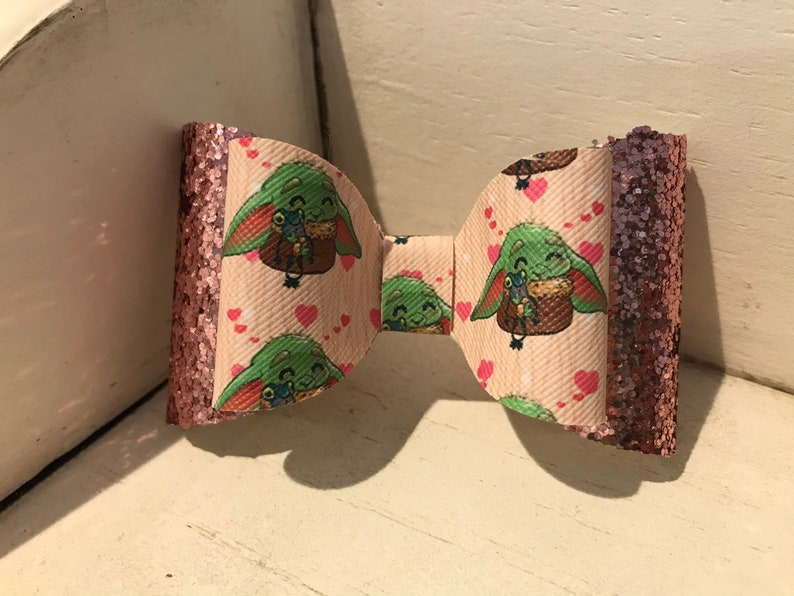 Valentine\u2019s baby Yoda