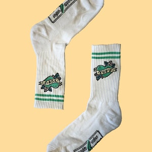 Green Riot Tofu Love socks