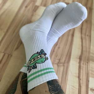 Green Riot Tofu Love socks