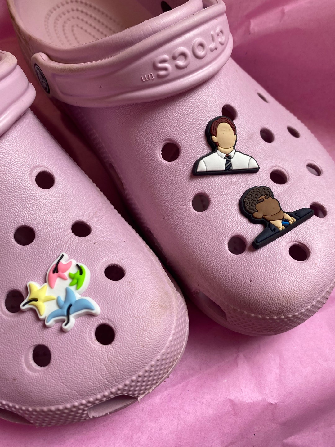 Crocs Jibbitz Charm Letter Y – Sneaker Lounge