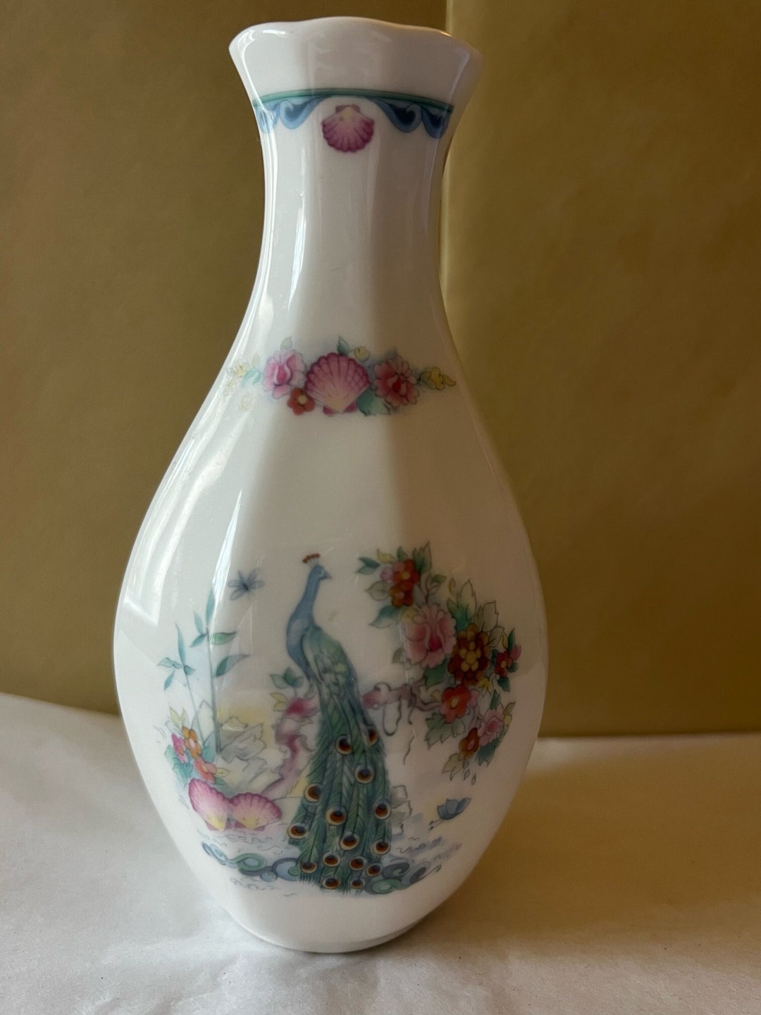 Royal Doulton JRDJAR Summer Collector Bone China Vase H.5157 Etsy