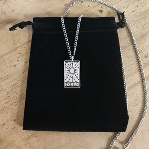 The Sun Fortune Telling Engraved Tarot Card Palmistry Mystic Necklace Pendant Charm On A Silver Stainless Steel Chain Jewellery Gift