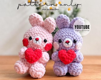 Bunny Love Amigurumi Crochet Keychain Pattern, Video Tutorial (PDF Pattern)