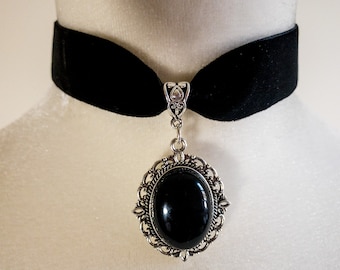 Gothic Black Agate Choker, Gothic Black Agate Necklace, Black Velvet Choker, Cameo Choker, Renaissance Choker, Medieval Choker