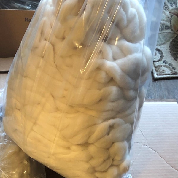 100% Natural Alpaca Roving - Creamy White, Un-dyed