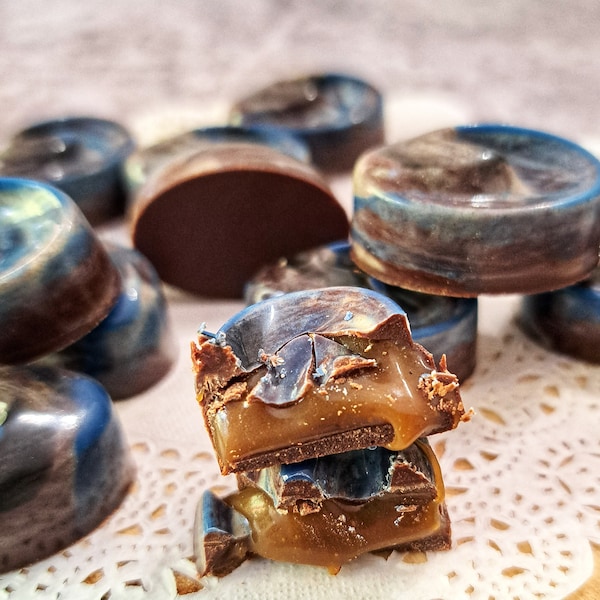 Caramelo gourmet de chocolate negro con sal marina, vegano, sin azúcar refinado