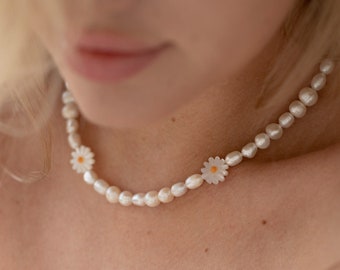 Daisy Pearl Choker, Baroque Necklace, Mixed Pearl Daisy - Bridesmaids Gift