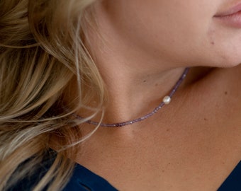 Ametist choker halsband/Naturligt lila ametistpärlhalsband/Kvinnohalsband/Kristall choker halsband/Liten fasetterad ametistpärlchoker