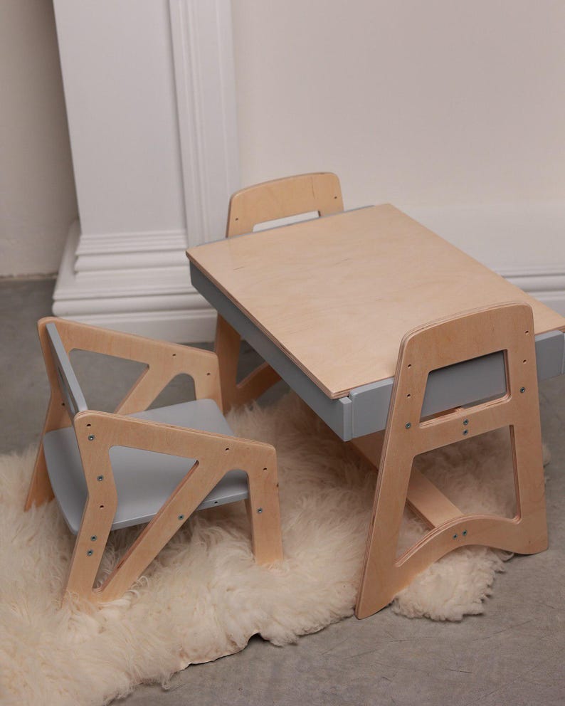 Funktionella småbarnsmöbler - Aktivitetsbord för barn med växande stol - Montessori barnmöbler - Bord och stol för småbarn - En barnmöbeluppsättning bild 3